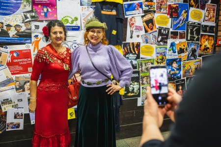 Absolwenckie potupaje na UMK [fot. Szymon Zdziebło]